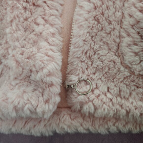 Toddler Girls Faux Sherpa Vest - Picture 5 of 7